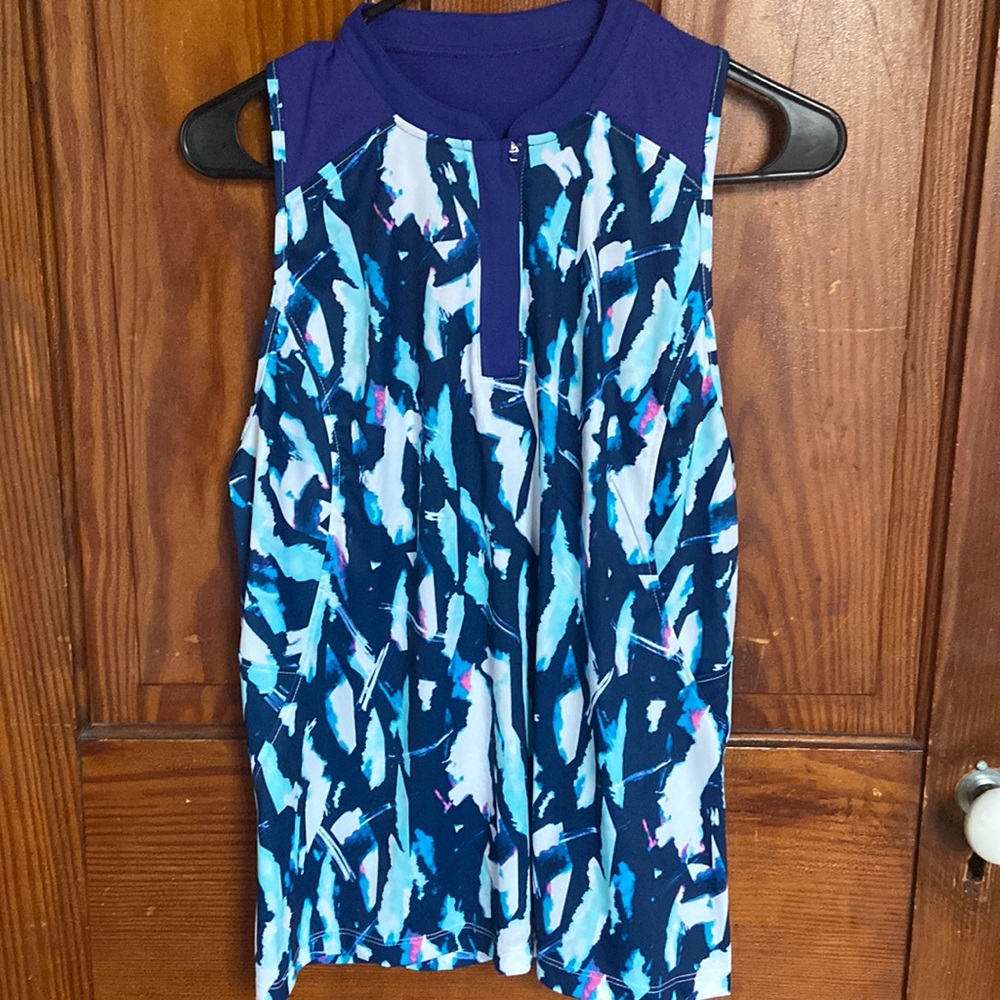 Medium womens golf tank. New with tags